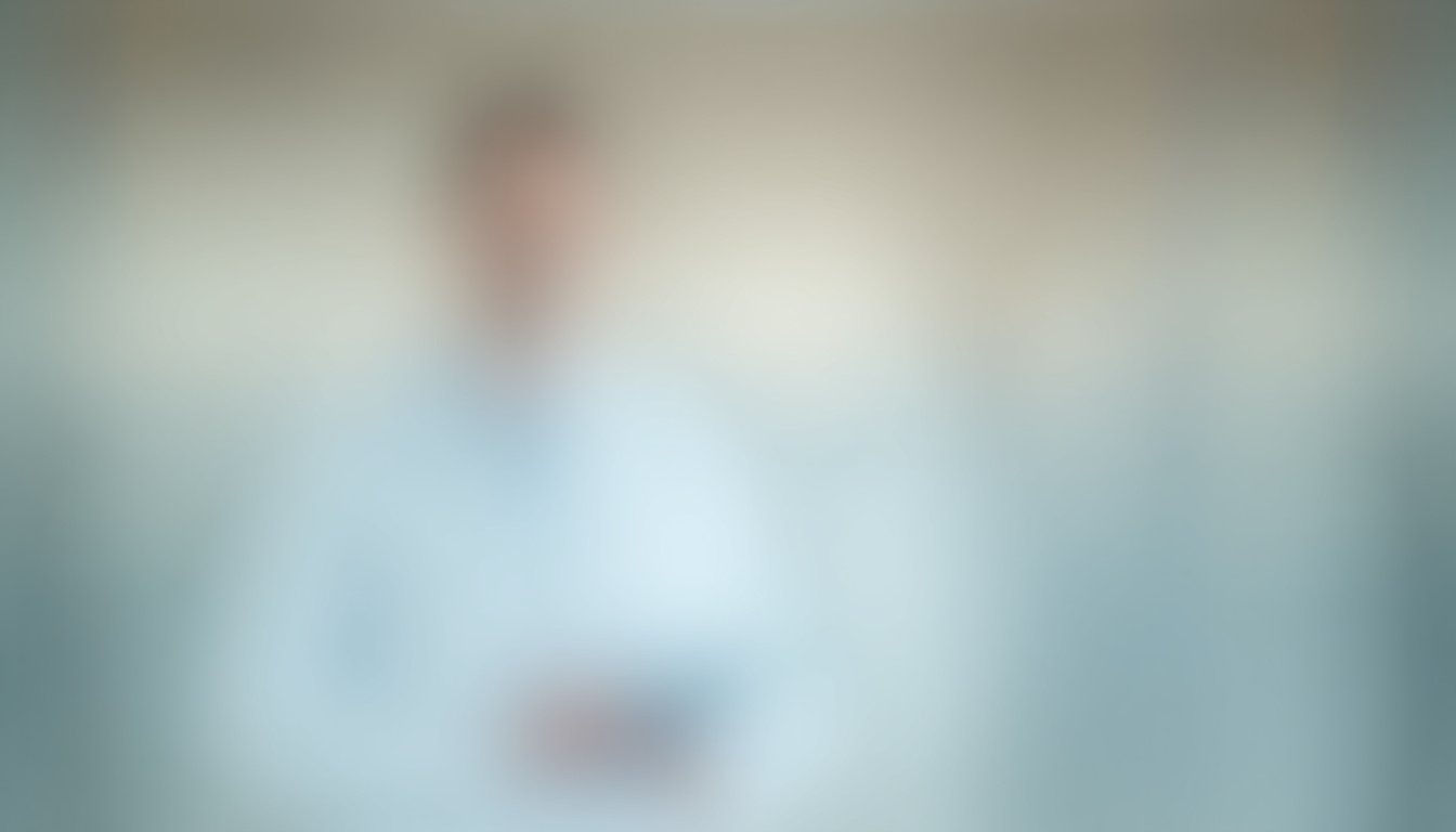 Portrait du Dr Brahimi, onco-radiothérapeute au centre ICANS de Strasbourg